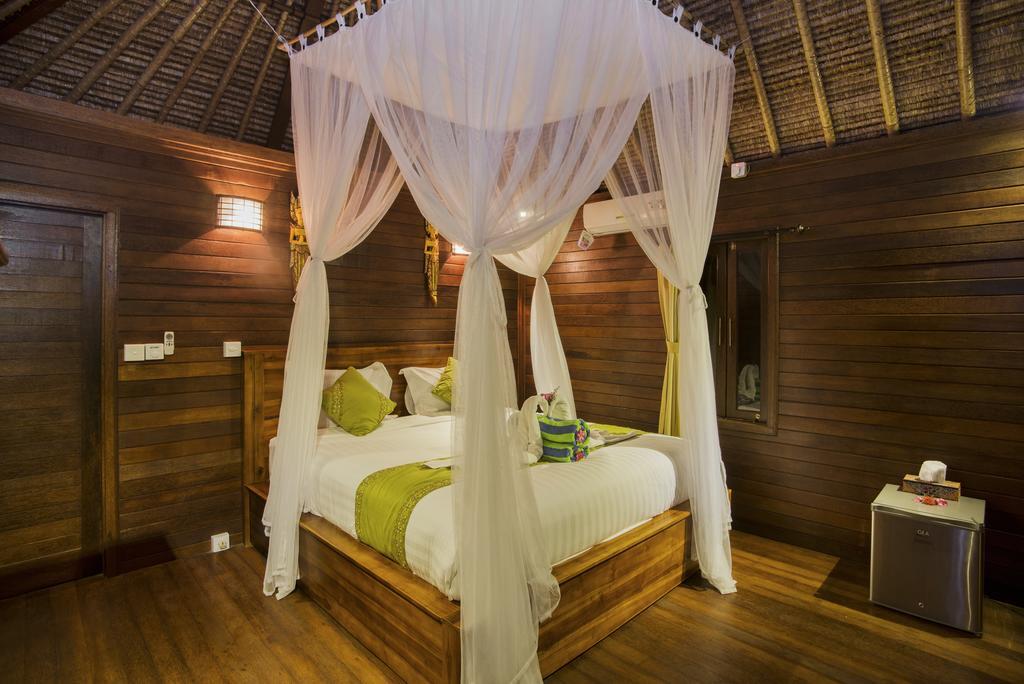 Laguna Reef Huts Nusa Lembongan Exterior photo