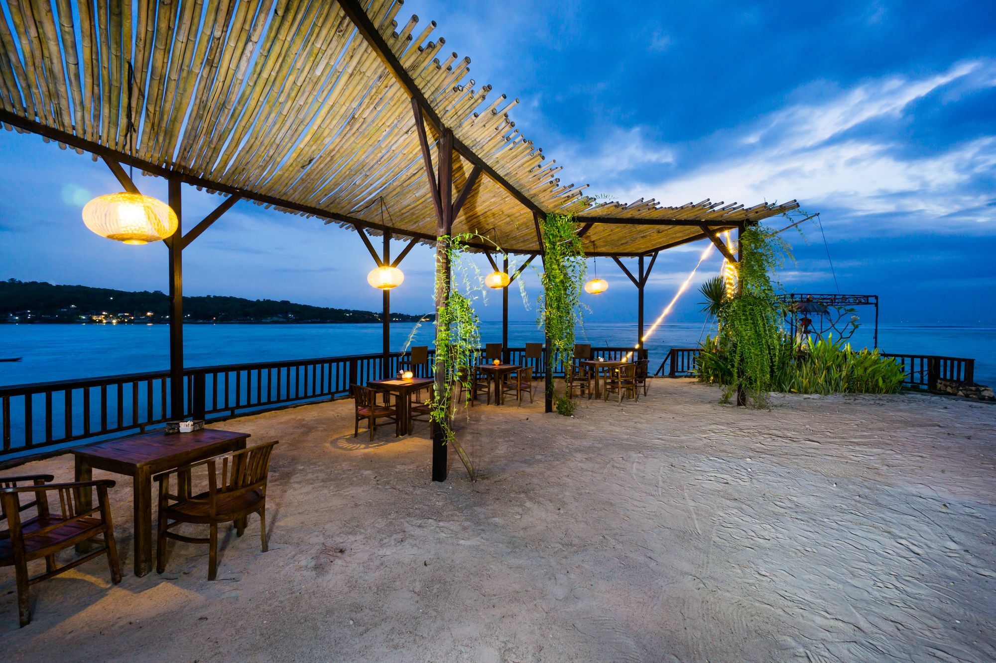 Laguna Reef Huts Nusa Lembongan Exterior photo