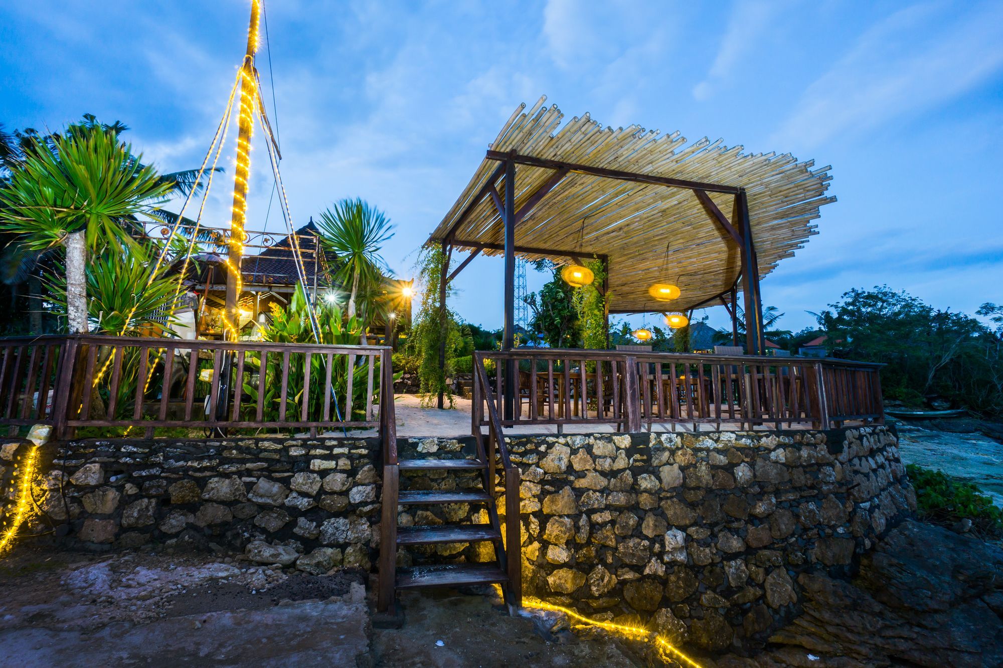 Laguna Reef Huts Nusa Lembongan Exterior photo